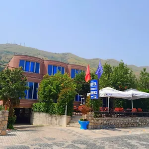 *** Hotel Restaurant Univers Albanie
