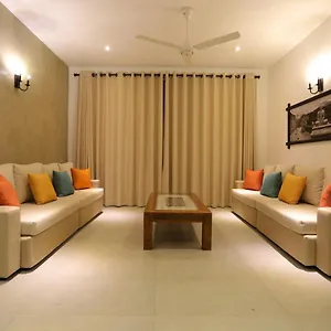 https://lotus-lake-residence.negombohotels.net