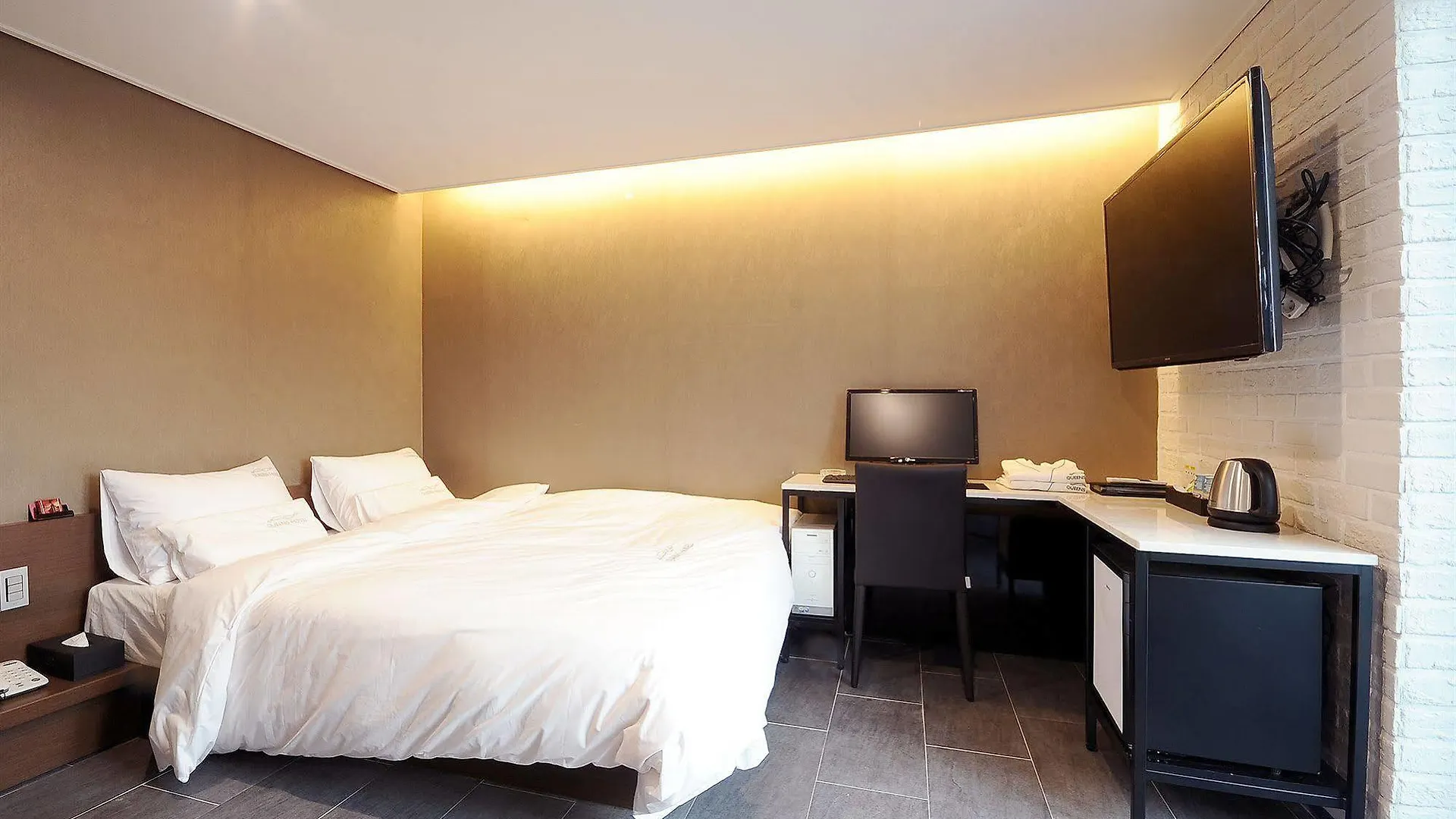 Queens Hotel Seomyeon Ciudad Metropolitana de Busan 3*,  Corea del Sur